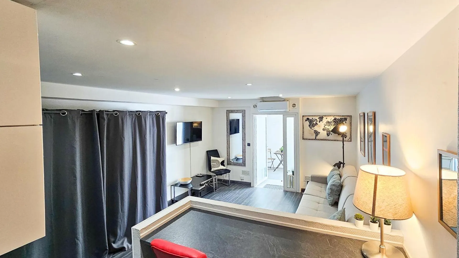 Palace Adly 2 Pers Wifi Ac Sea Nizza Apartment