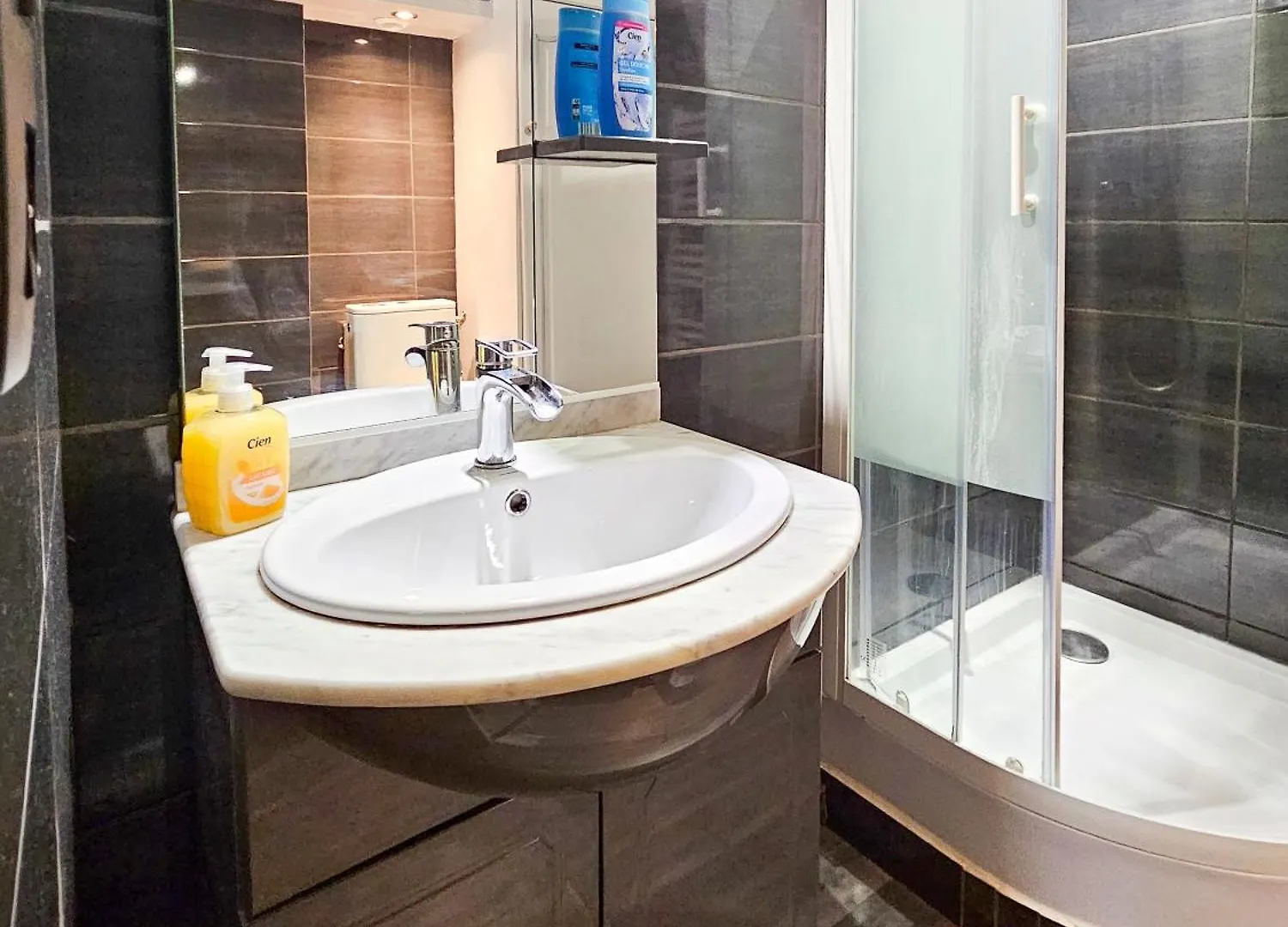 Palace Adly 2 Pers Wifi Ac Sea Nice Apartment